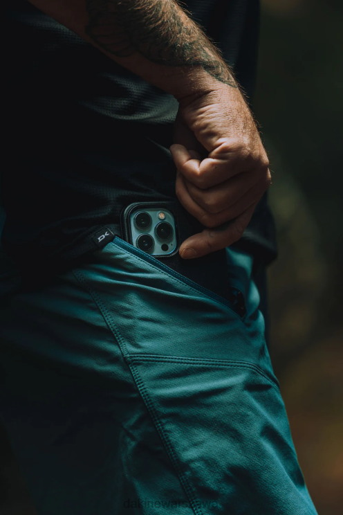 Dakine mężczyźni Krótkie spodenki rowerowe syncline B0XJ275 galaktyczny błękit odzież